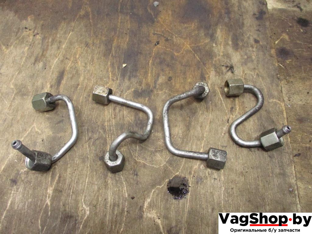 трубка топливная Volkswagen Touran 2 2013, 2.0 л., TDi, CFH, дизель, МКПП, синий, минивэн, передний привод, 03L130301AA, 03L130301AB, 03L130301AC, 03L130301T - фото №1