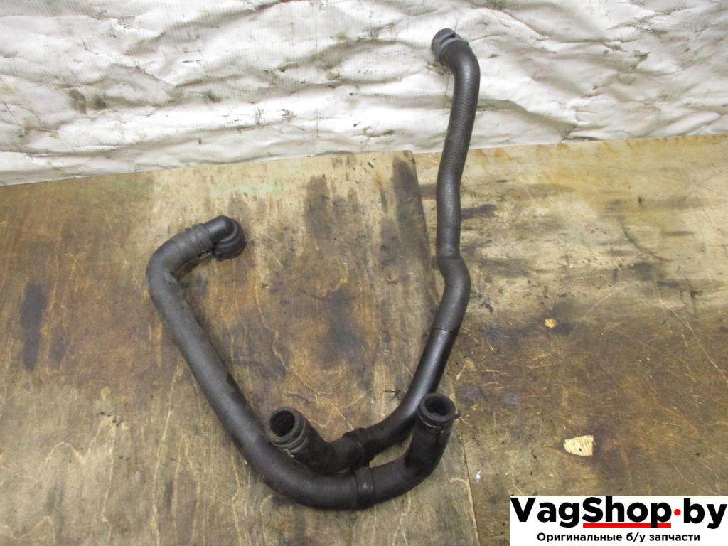 патрубок (трубопровод, шланг) Volkswagen Touran 2 2013, 2.0 л., TDi, CFH, дизель, МКПП, синий, минивэн, передний привод, 1T0121156BC - фото №1