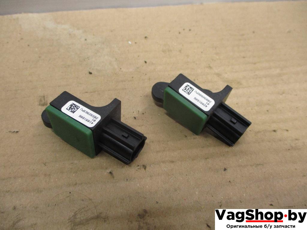 датчик удара Volkswagen Passat B6 2009, 2.0 л., TDi, CBD, дизель, МКПП, серебро, седан, передний привод, 5N0959351B - фото №1