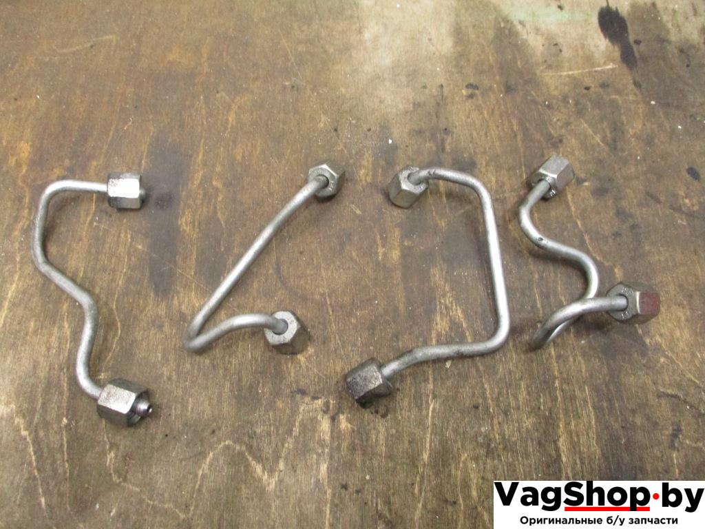 трубка топливная Volkswagen Passat B6 2009, 2.0 л., TDi, CBD, дизель, МКПП, серебро, седан, передний привод, 03L130301H, 03L130301L, 03L130301K, 03L130301S - фото №1