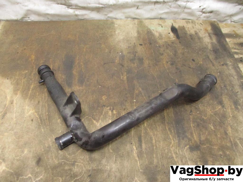 трубка охлаждающей жидкости Volkswagen Passat B6 2009, 2.0 л., TDi, CBD, дизель, МКПП, серебро, седан, передний привод, 03L121065T - фото №1