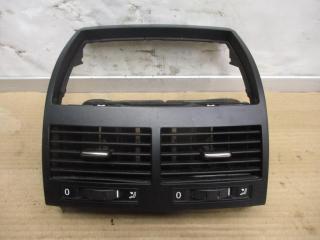 дефлектор обдува салона Volkswagen Touareg 1 поколение [рестайлинг] 2008, 3.0 л., TDi, BKS, дизель, АКПП, черный, внедорожник 5 дв., полный привод, 7L6819727AJ