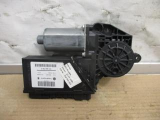 моторчик стеклоподъемника задний левый Volkswagen Touareg 1 поколение [рестайлинг] 2008, 3.0 л., TDi, BKS, дизель, АКПП, черный, внедорожник 5 дв., полный привод, 7L6959703, 3D0959795E