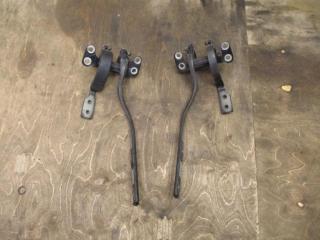 петля крышки багажника Volkswagen Touareg 1 поколение [рестайлинг] 2008, 3.0 л., TDi, BKS, дизель, АКПП, черный, внедорожник 5 дв., полный привод, 7L6827302C, 7L6827301E