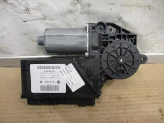 моторчик стеклоподъемника задний левый Volkswagen Touareg 1 поколение [рестайлинг] 2008, 3.0 л., TDi, BKS, дизель, АКПП, серый, внедорожник 5 дв., полный привод, 7L6959703, 3D0959795E