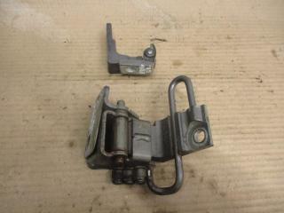 петля двери Volkswagen Touareg 1 поколение [рестайлинг] 2008, 3.0 л., TDi, BKS, дизель, АКПП, серый, внедорожник 5 дв., полный привод, 7L0831402B, 7L0831412A