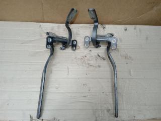 петля крышки багажника Volkswagen Touareg 1 поколение [рестайлинг] 2008, 3.0 л., TDi, BKS, дизель, АКПП, серый, внедорожник 5 дв., полный привод, 7L6827302C, 7L6827301E