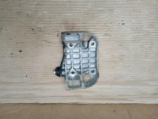 кронштейн генератора Volkswagen Touareg 1 поколение [рестайлинг] 2008, 3.0 л., TDi, BKS, дизель, АКПП, серый, внедорожник 5 дв., полный привод, 059903143P