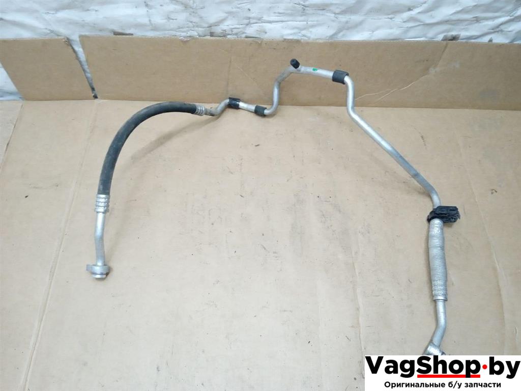 трубка кондиционера Volkswagen Golf 6 поколение 2011, 2.0 л., TDi, CFF, дизель, МКПП, серебро, хетчбэк 5 дв., передний привод, 1K0820743FD - фото №1