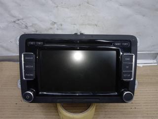 магнитола Volkswagen Golf 6 поколение 2011, 2.0 л., TDi, CFF, дизель, МКПП, серебро, хетчбэк 5 дв., передний привод, 3C8035195G