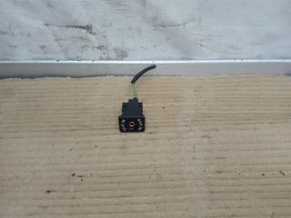 разъем AUX / USB Volkswagen Golf 6 поколение 2011, 2.0 л., TDi, CFF, дизель, МКПП, серебро, хетчбэк 5 дв., передний привод, 5M0035724