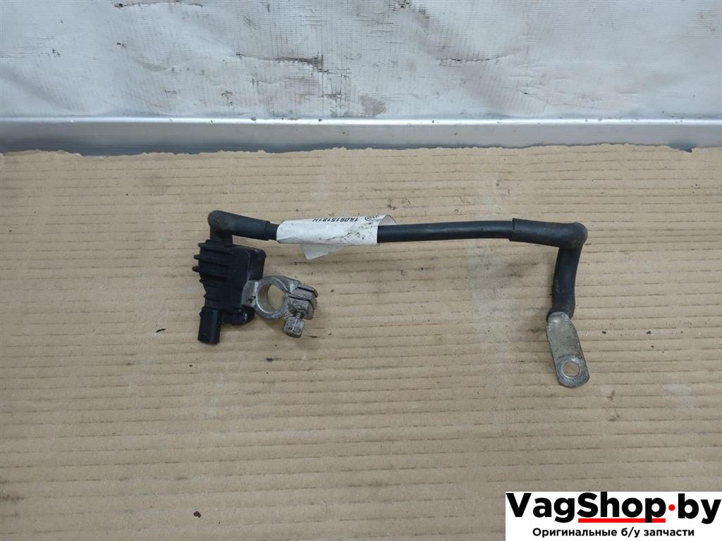 клемма аккумулятора минус Volkswagen Golf 6 поколение 2011, 2.0 л., TDi, CFF, дизель, МКПП, серебро, хетчбэк 5 дв., передний привод, 1K0915181H - фото №1