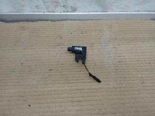 выключатель концевой (концевик) Volkswagen Golf 6 поколение 2011, 2.0 л., TDi, CFF, дизель, МКПП, серебро, хетчбэк 5 дв., передний привод, 1J0947561