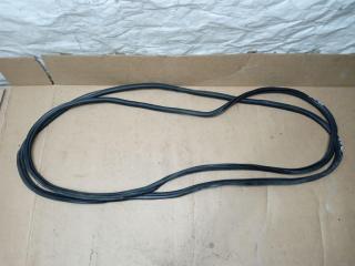 уплотнитель Volkswagen Golf 6 поколение 2011, 2.0 л., TDi, CFF, дизель, МКПП, серебро, хетчбэк 5 дв., передний привод, 5K4867911B