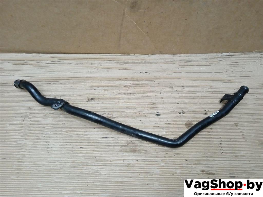 трубка охлаждающей жидкости Volkswagen Golf 6 поколение 2011, 2.0 л., TDi, CFF, дизель, МКПП, серебро, хетчбэк 5 дв., передний привод, 1K0121070BR - фото №1