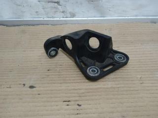 Кронштейн крепления троса КПП Volkswagen Golf 6 поколение 2011, 2.0 л., TDi, CFF, дизель, МКПП, серебро, хетчбэк 5 дв., передний привод, 1K0711789J