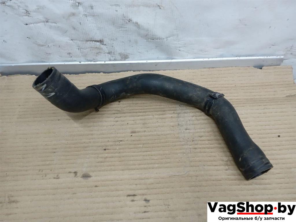 патрубок (трубопровод, шланг) Volkswagen Jetta 6 поколение 2012, 2.0 л., TDi, дизель, МКПП, седан, 1K0122101GK - фото №1