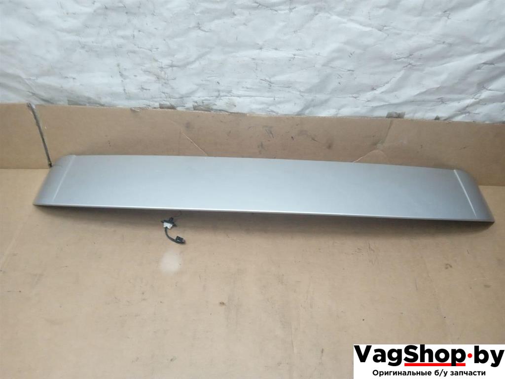 спойлер Audi Q5 8R 2011, 2.0 л., TDi, CJC, дизель, МКПП, серебро, внедорожник 5 дв., полный привод, 8R0827933A - фото №1