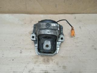подушка крепления двигателя Audi A5 8T 2007, 3.0 л., TDi, CAP, дизель, МКПП, белый, купе, полный привод, 8R0199381S