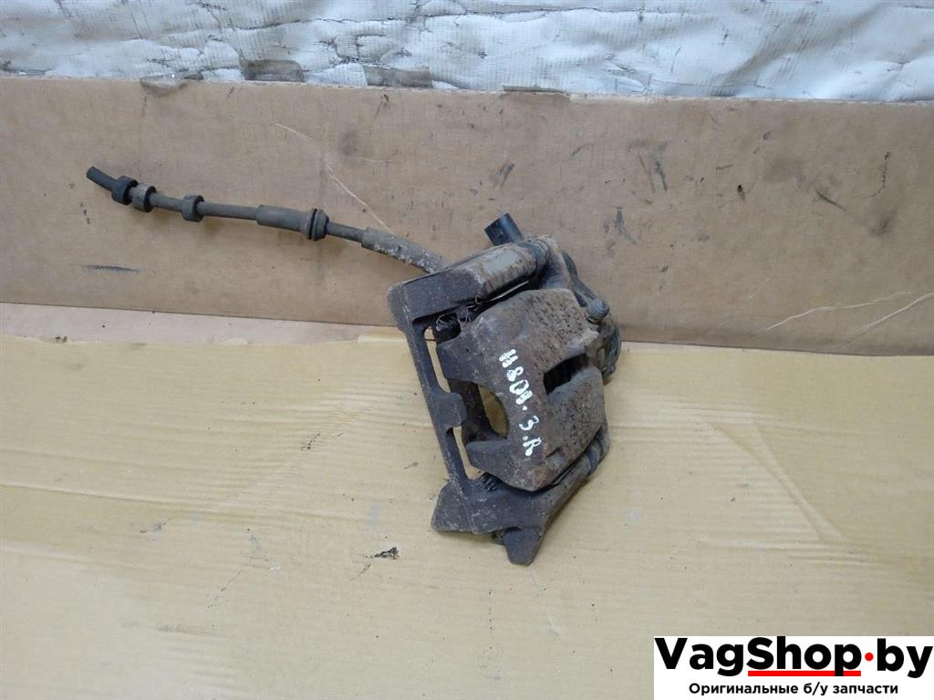 суппорт задний правый Audi Q5 8R 2011, 2.0 л., TDi, CJC, дизель, МКПП, серебро, внедорожник 5 дв., полный привод - фото №1