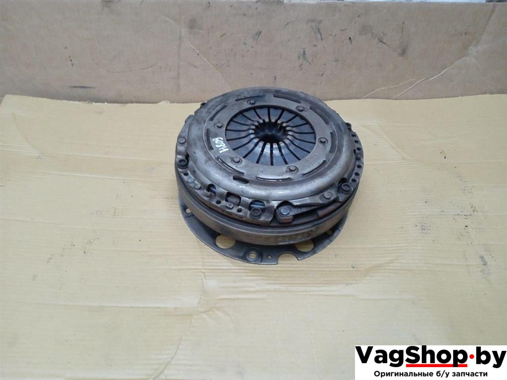 маховик Audi Q5 8R 2011, 2.0 л., TDi, CJC, дизель, МКПП, серебро, внедорожник 5 дв., полный привод, 0B1105266AE - фото №1