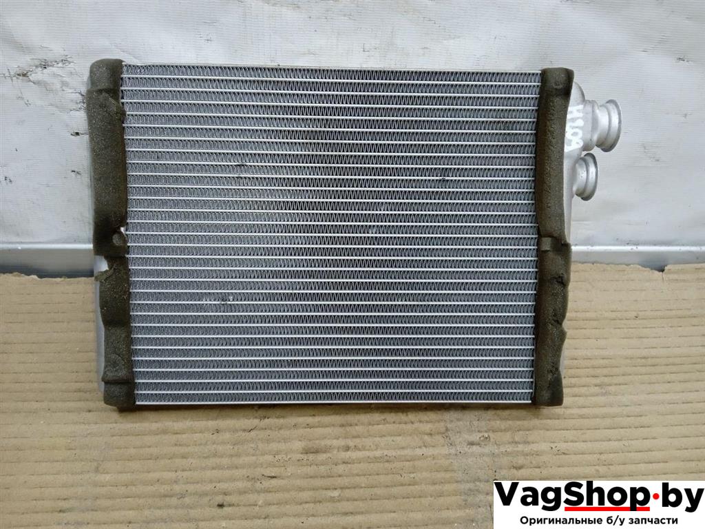 радиатор отопителя (печки) Audi Q5 8R 2011, 2.0 л., TDi, CJC, дизель, МКПП, серебро, внедорожник 5 дв., полный привод - фото №1