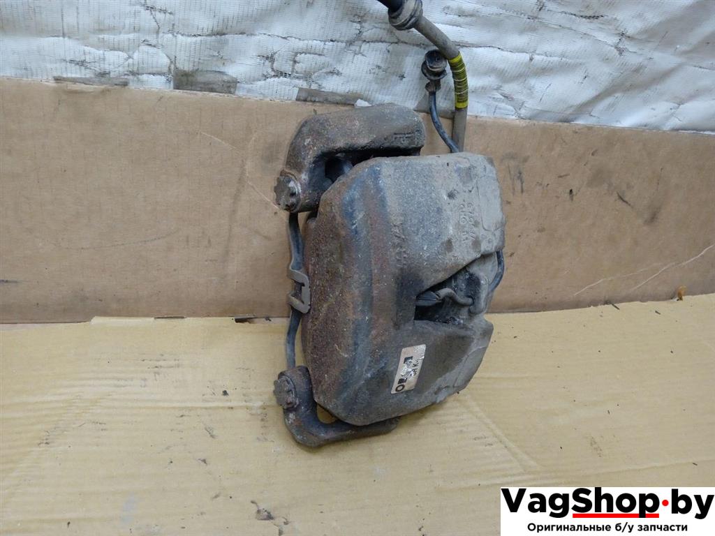 суппорт передний левый Audi Q5 8R 2011, 2.0 л., TDi, CJC, дизель, МКПП, серебро, внедорожник 5 дв., полный привод - фото №1