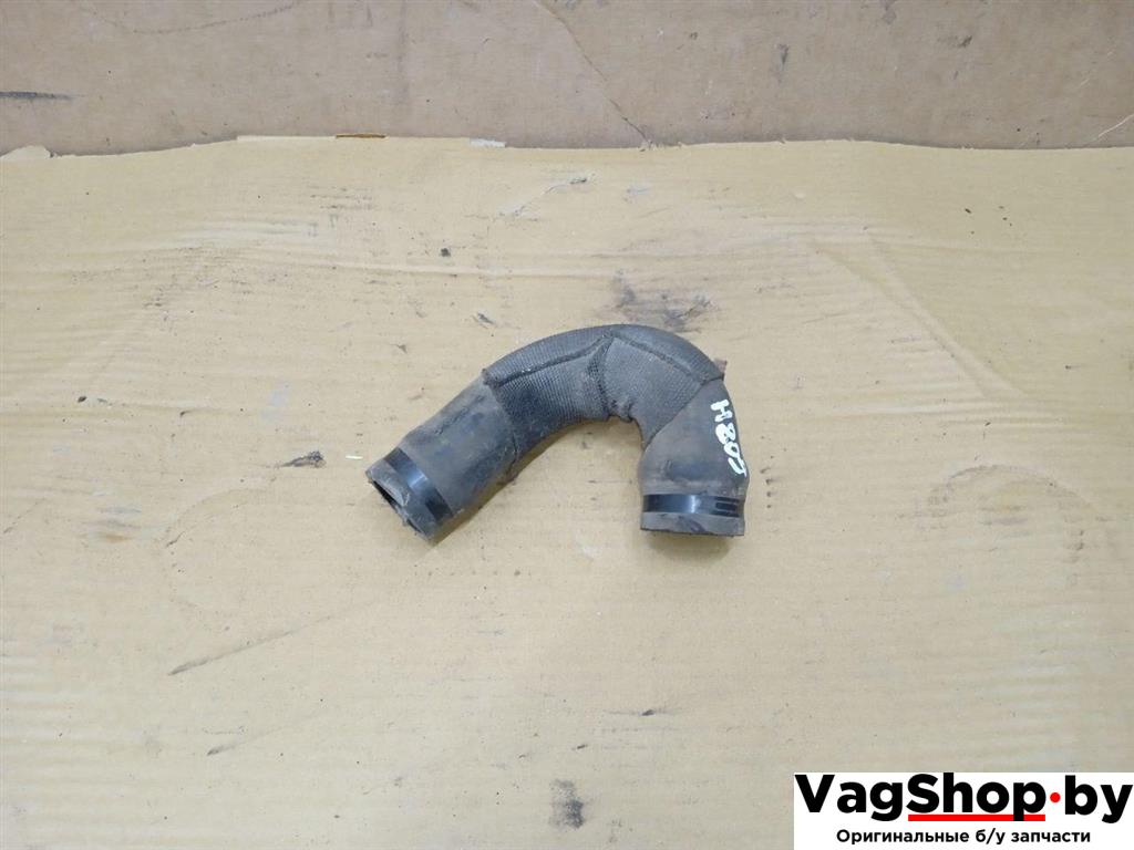 патрубок интеркулера Audi Q5 8R 2011, 2.0 л., TDi, CJC, дизель, МКПП, серебро, внедорожник 5 дв., полный привод, 8K0145832B - фото №1