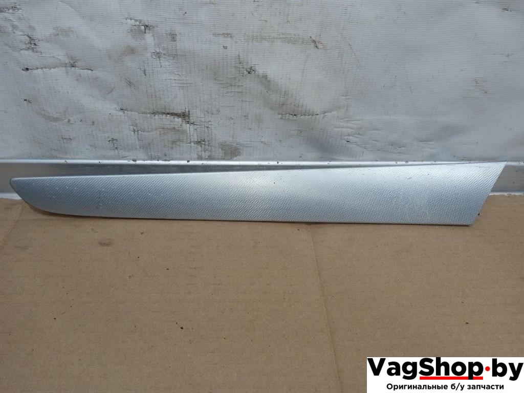 молдинг двери передней правой Audi Q5 8R 2011, 2.0 л., TDi, CJC, дизель, МКПП, серебро, внедорожник 5 дв., полный привод, 8R0867410 - фото №1