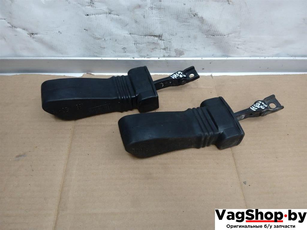 ограничитель открывания двери Audi Q5 8R 2011, 2.0 л., TDi, CJC, дизель, МКПП, серебро, внедорожник 5 дв., полный привод, 8R0837249D - фото №1