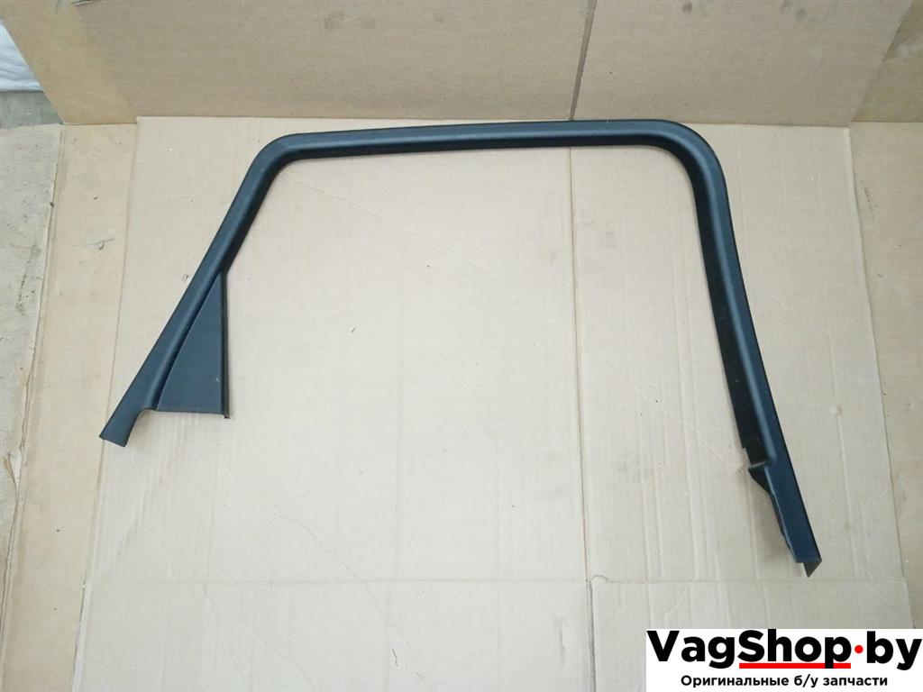 накладка декоративная Audi Q5 8R 2011, 2.0 л., TDi, CJC, дизель, МКПП, серебро, внедорожник 5 дв., полный привод, 8R0867671, 8R0867672 - фото №1