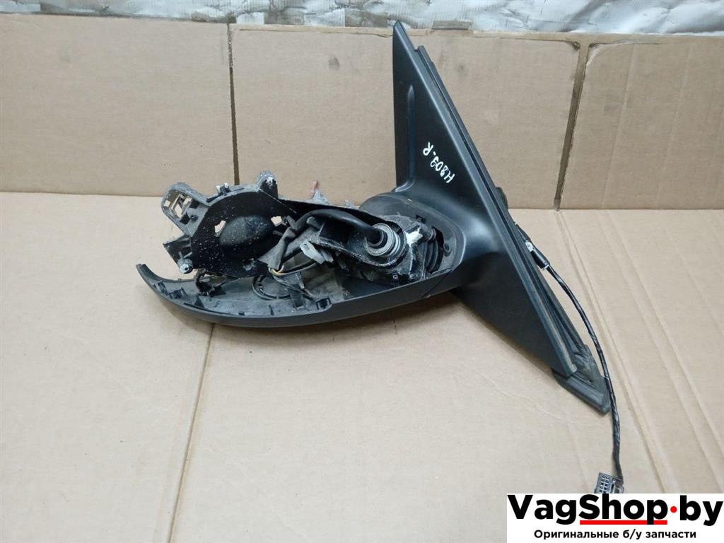 Крепление зеркала наружного правого Audi Q5 8R 2011, 2.0 л., TDi, CJC, дизель, МКПП, серебро, внедорожник 5 дв., полный привод - фото №1