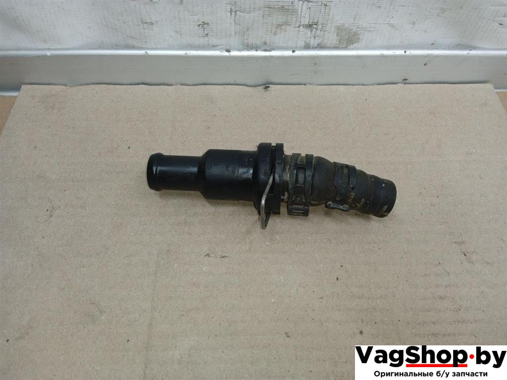 термостат Audi Q5 8R 2011, 2.0 л., TDi, CJC, дизель, МКПП, серебро, внедорожник 5 дв., полный привод, 1K0121113A - фото №1