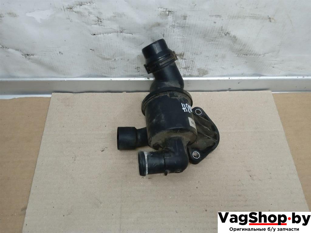 термостат Audi Q5 8R 2011, 2.0 л., TDi, CJC, дизель, МКПП, серебро, внедорожник 5 дв., полный привод, 03L121111AD - фото №1