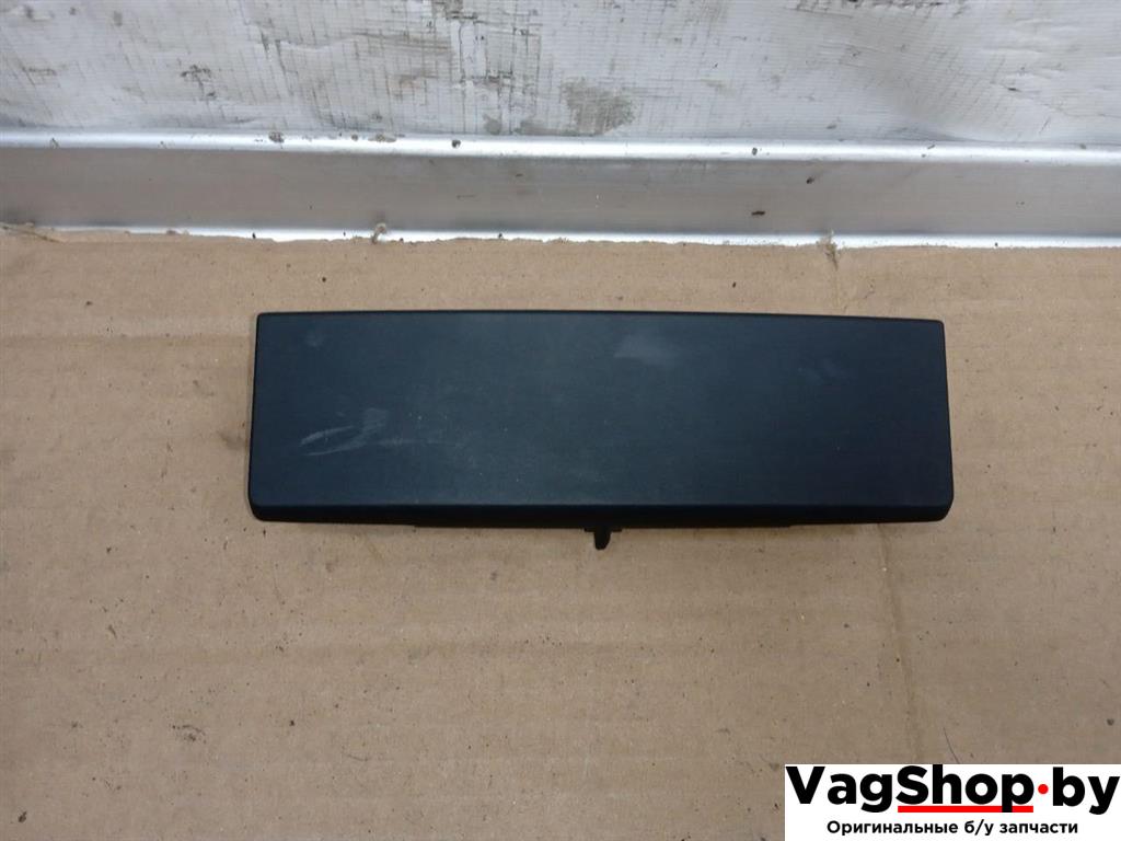 пепельница Audi A5 8T 2007, 3.0 л., TDi, CAP, дизель, МКПП, белый, купе, полный привод, 8K0857961 - фото №1