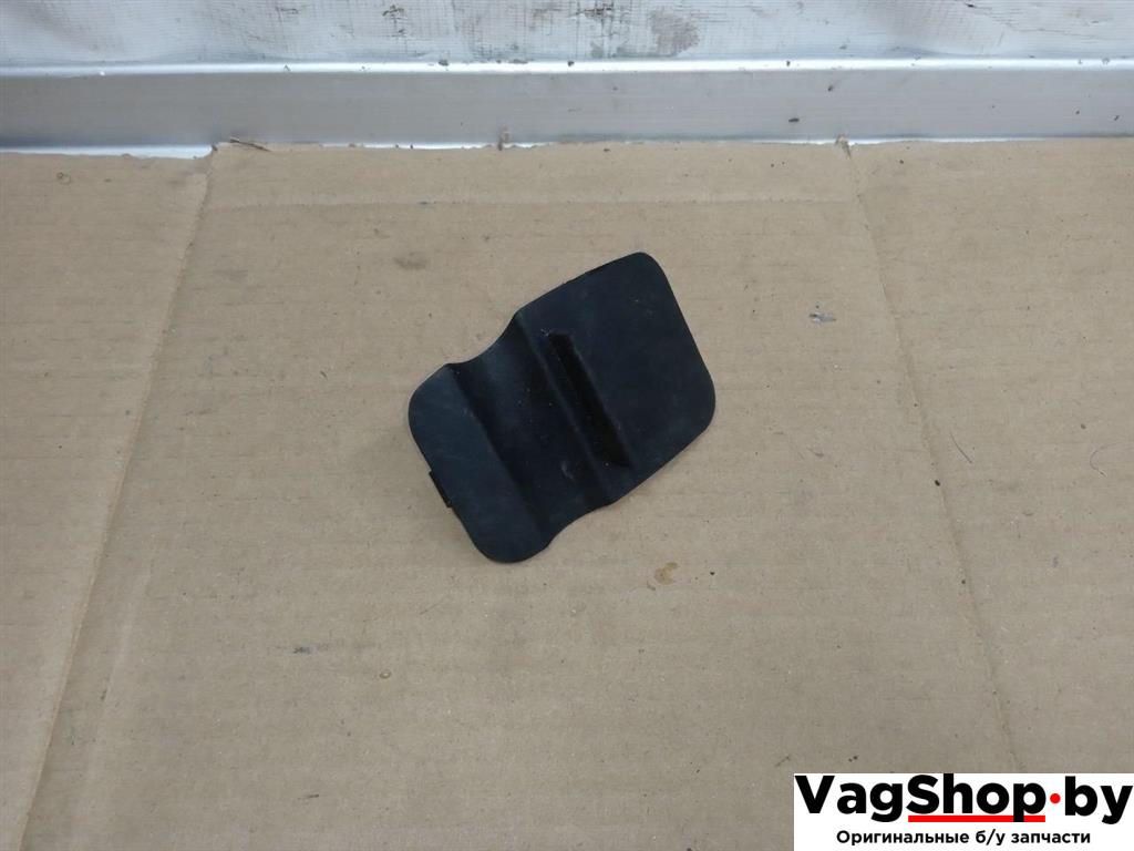 заглушка Audi A5 8T 2007, 3.0 л., TDi, CAP, дизель, МКПП, белый, купе, полный привод, 8K0301257 - фото №1