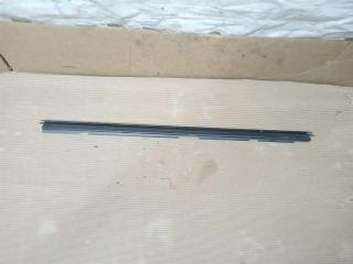 уплотнитель Volkswagen Golf 5 поколение 2007, 1.9 л., TDi, BLS, дизель, МКПП, черный, универсал, передний привод, 1K5837472D