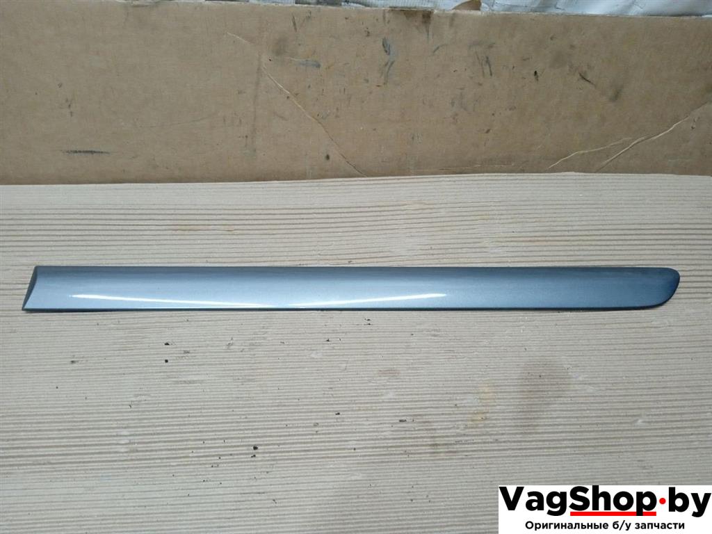 молдинг двери задней левой Volkswagen Golf Plus 1 поколение 2006, 1.9 л., TDi, BLS, дизель, МКПП, серый, хетчбэк 5 дв., передний привод, 1K4853753A - фото №1