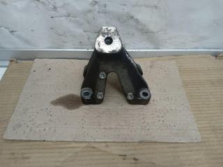 кронштейн двигателя Audi A5 8T 2007, 3.0 л., TDi, CAP, дизель, МКПП, белый, купе, полный привод, 8K0199307AQ