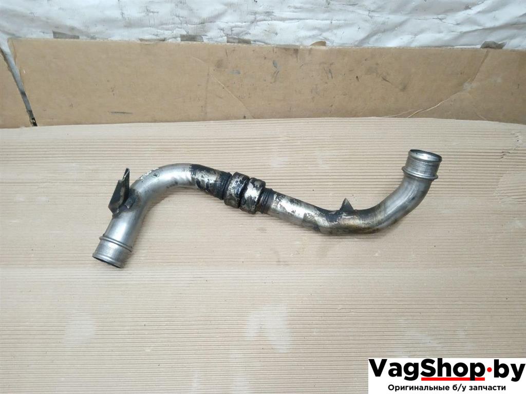 патрубок интеркулера Audi A5 8T 2007, 3.0 л., TDi, CAP, дизель, МКПП, белый, купе, полный привод, 059145731BC - фото №1