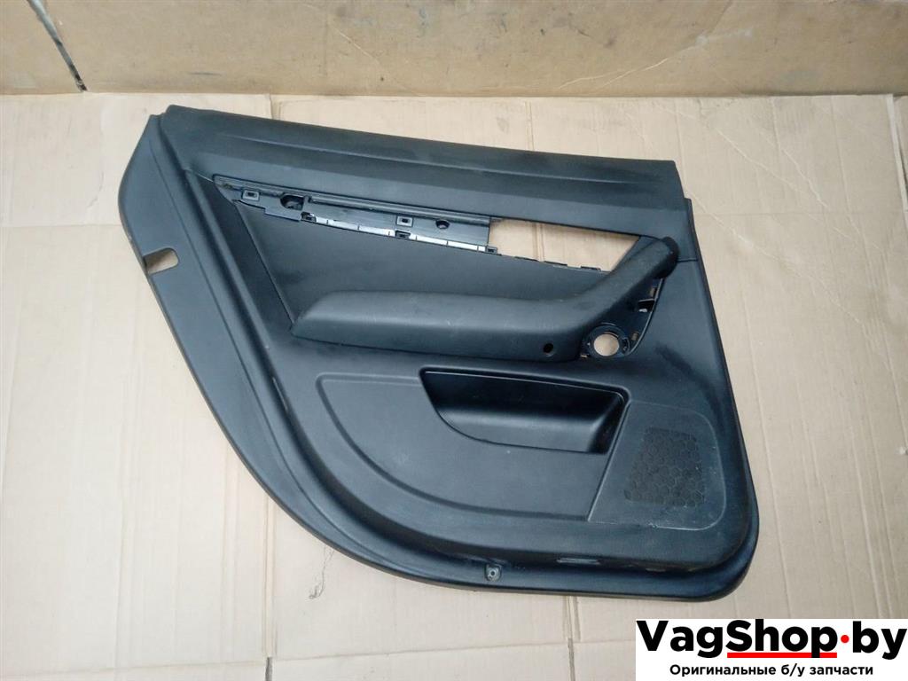 обшивка двери задняя левая Audi A6 Allroad Quattro C6/4F 2007, 3.2 л., FSI, AUK, бензин, МКПП, синий, универсал, полный привод - фото №1