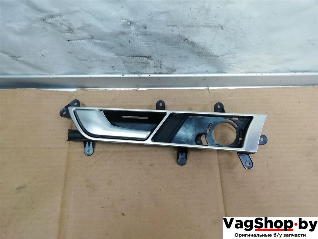 ручка внутренняя передняя левая Audi A6 Allroad Quattro C6/4F 2007, 3.2 л., FSI, AUK, бензин, МКПП, синий, универсал, полный привод, 4F0837019B - фото №1