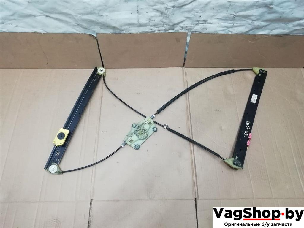 стеклоподъемник электрический передний правый Audi A6 Allroad Quattro C6/4F 2007, 3.2 л., FSI, AUK, бензин, МКПП, синий, универсал, полный привод, 4F0837462D - фото №1