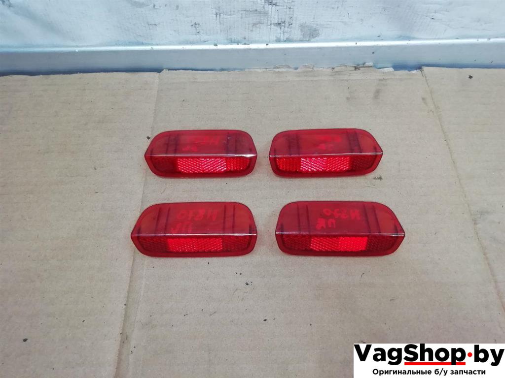 катафот Volkswagen Passat B6 2008, 2.0 л., TDi, CBA, дизель, МКПП, серебро, универсал, передний привод, 1K0947419A - фото №1