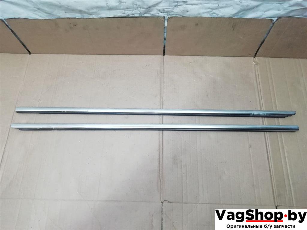 уплотнитель Volkswagen Passat B7 2011, 2.0 л., TDi, CFF, дизель, АКПП, синий, универсал, передний привод, 3C4837475D, 3C4837476D - фото №1