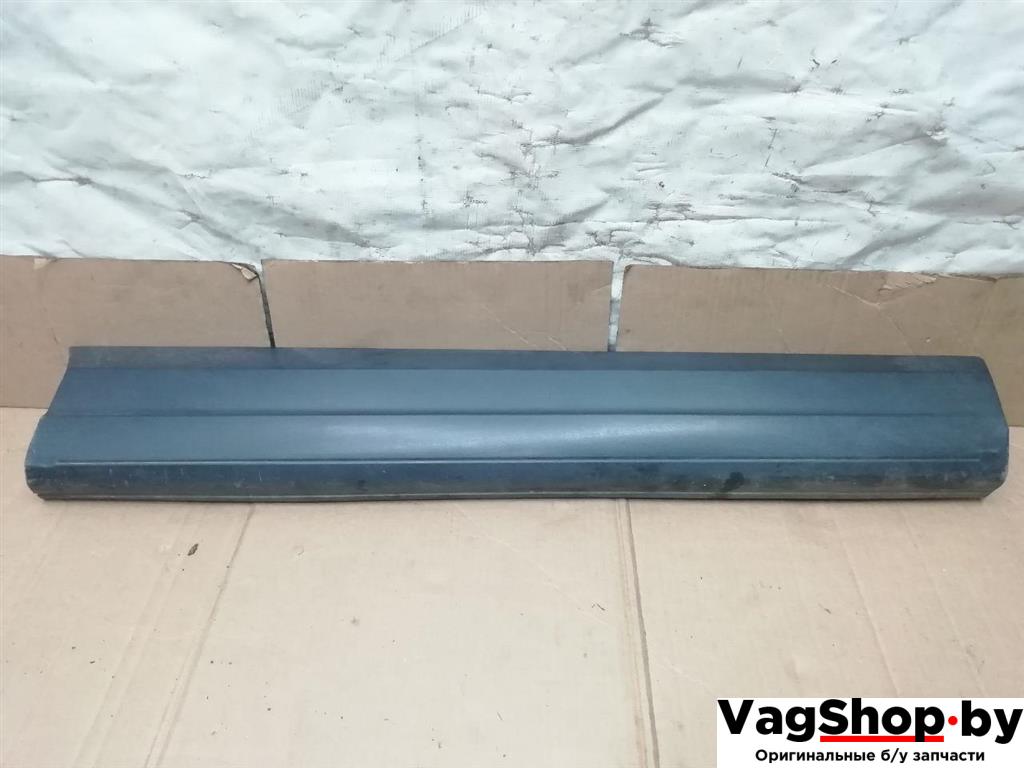 молдинг двери передней правой Volkswagen Tiguan 1 поколение 2010, 2.0 л., TDi, CFG, дизель, МКПП, серебро, внедорожник 5 дв., полный привод, 5N0854940A - фото №1