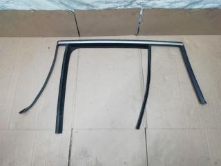 направляющая стекла Volkswagen Tiguan 1 поколение 2010, 2.0 л., TDi, CFG, дизель, МКПП, серебро, внедорожник 5 дв., полный привод, 5N0839431H, 5N0839432H