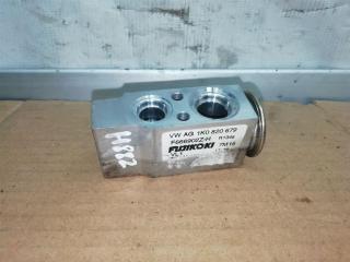 расширительный клапан кондиционера Volkswagen Tiguan 1 поколение 2010, 2.0 л., TDi, CFG, дизель, МКПП, серебро, внедорожник 5 дв., полный привод, 1K0820679