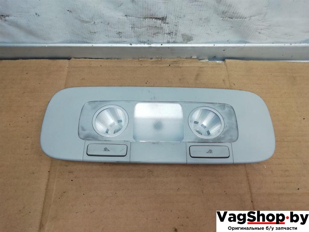 фонарь салона (плафон) Volkswagen Passat B7 2011, 2.0 л., TDi, CFF, дизель, АКПП, синий, универсал, передний привод, 3C0947291D - фото №1