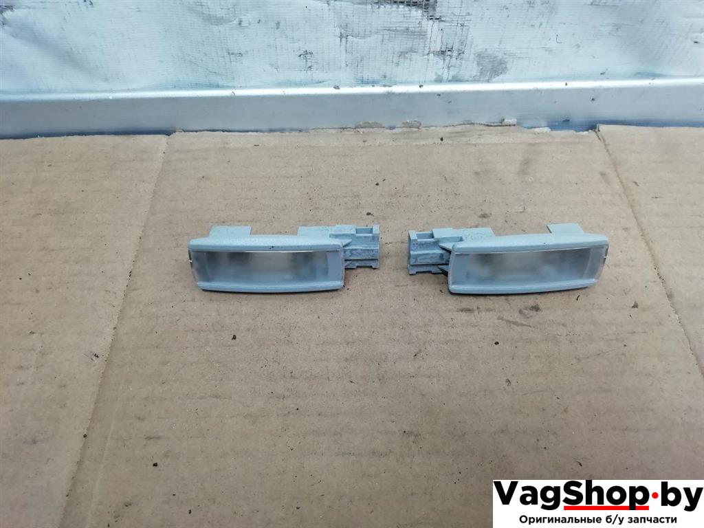 фонарь салона (плафон) Volkswagen Passat B7 2011, 2.0 л., TDi, CFF, дизель, АКПП, синий, универсал, передний привод, 1K0947109 - фото №1